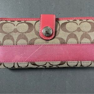 Coach Accordion Wallet